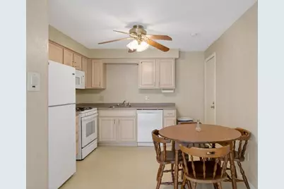 90 Beacon #12, Lawrence, MA 01843 - Photo 9