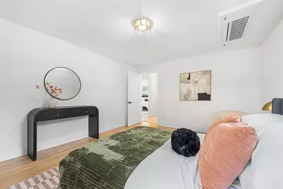 52 Park St, Boston, MA 02132 - Photo 25