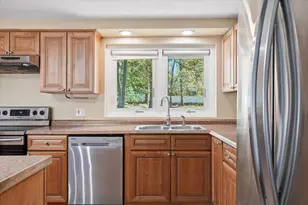 37 Princeton St, Danvers, MA 01923 - Photo 15