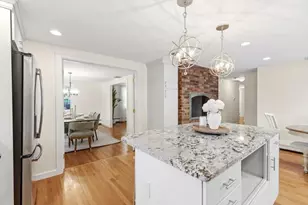 7 Longbow Cir, Lynnfield, MA 01940 - Photo 17