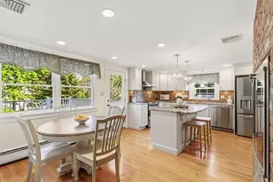 7 Longbow Cir, Lynnfield, MA 01940 - Photo 15