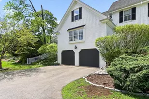 18 Cottage St, Hingham, MA 02043 - Photo 37
