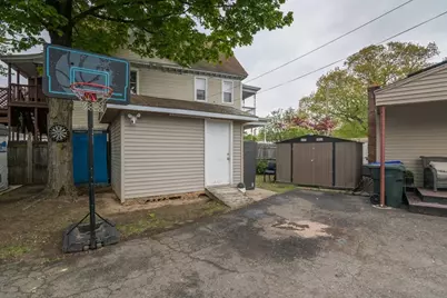 501 Berkshire Ave, Springfield, MA 01109 - Photo 3