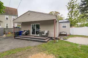 501 Berkshire, Springfield, MA 01109 - Photo 9