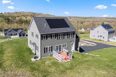 32 Hycrest Rd, Charlton, MA 01507 - Photo 5