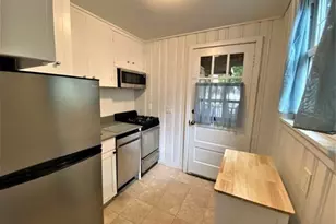 27 Franklin St, Arlington, MA 02474 - Photo 3