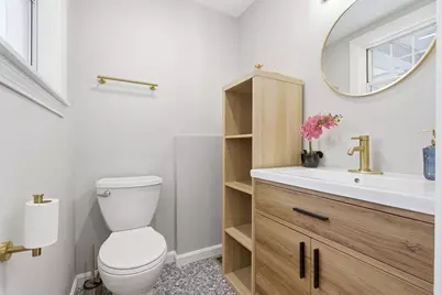 97 Trenton Street, Melrose, MA 02176 - Photo 15