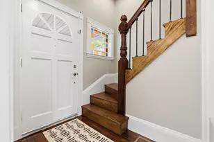 97 Trenton St, Melrose, MA 02176 - Photo 17
