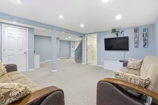 115 Collincote St, Stoneham, MA 02180 - Photo 17