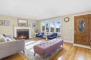 115 Collincote St, Stoneham, MA 02180 - Photo 3