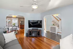29 Denton Terrace, Boston, MA 02131 - Photo 13
