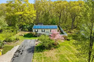 20 Ascension St, Blackstone, MA 01504 - Photo 3