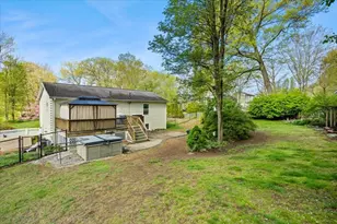 20 Ascension St, Blackstone, MA 01504 - Photo 9