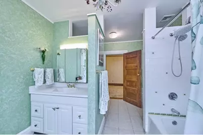 17 Copley St, Newton, MA 02458 - Photo 25