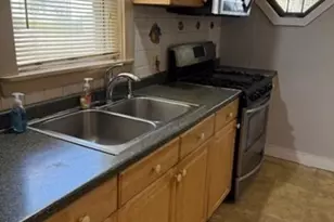 11 Elm St, Ayer, MA 01432 - Photo 7