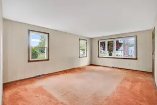 95 Old Lane Rd, Springfield, MA 01129 - Photo 5