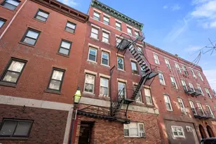 23 Fleet St, Boston, MA 02113 - Photo 11