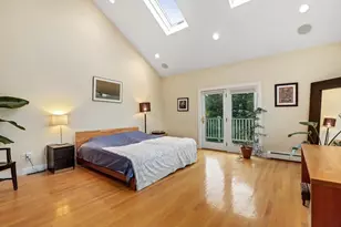 13 Essex St, Lynn, MA 01902 - Photo 19