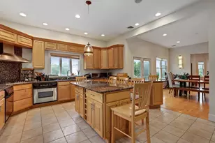 13 Essex St, Lynn, MA 01902 - Photo 5