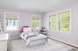 37 Stearns St, Newton, MA 02459 - Photo 9