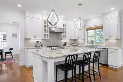 37 Stearns St, Newton, MA 02459 - Photo 7