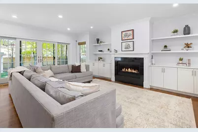 37 Stearns St, Newton, MA 02459 - Photo 5