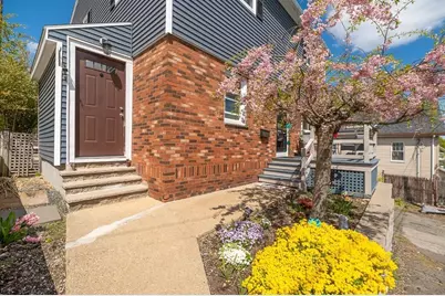 9 Alpine Ct, Gloucester, MA 01930 - Photo 3