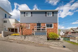9 Alpine Ct, Gloucester, MA 01930 - Photo 1