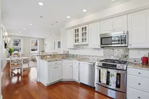 76 W Cedar St, Boston, MA 02114 - Photo 9