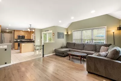 10 Gannett Way, Hopedale, MA 01747 - Photo 15