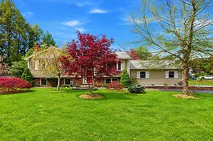 2 Sandspur Ln, North Reading, MA 01864 - Photo 3