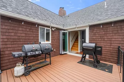 61 Edgewater Dr, Quincy, MA 02169 - Photo 21