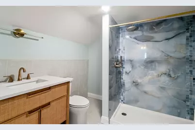 61 Edgewater Dr, Quincy, MA 02169 - Photo 19