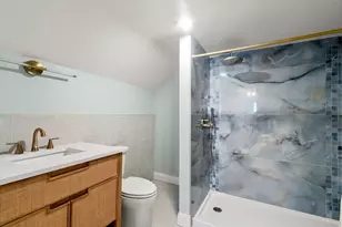 61 Edgewater Dr, Quincy, MA 02169 - Photo 19