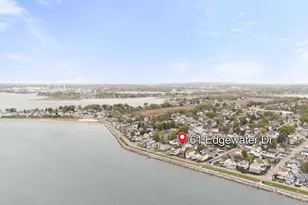 61 Edgewater Dr, Quincy, MA 02169 - Photo 29