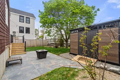 61 Edgewater Dr, Quincy, MA 02169 - Photo 23