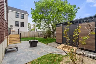61 Edgewater Dr, Quincy, MA 02169 - Photo 23