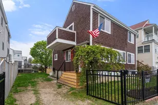 61 Edgewater Dr, Quincy, MA 02169 - Photo 3