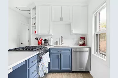126 Fern Rd, Medford, MA 02155 - Photo 9
