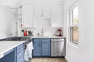 126 Fern Rd, Medford, MA 02155 - Photo 9