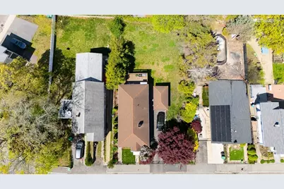 126 Fern Rd, Medford, MA 02155 - Photo 21