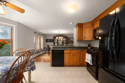 5 Fort Apache Dr, Franklin, MA 02038 - Photo 9