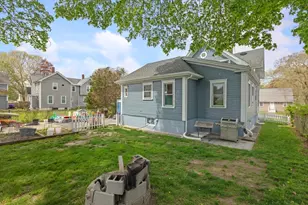 38 Clinton St, Taunton, MA 02780 - Photo 35