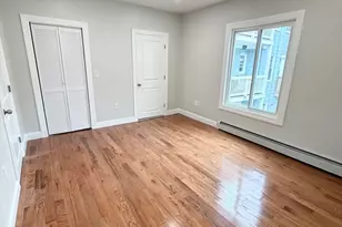 8 Brookfield St, Lawrence, MA 01843 - Photo 11