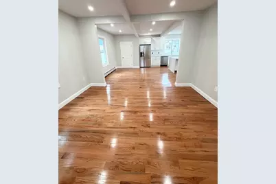 8 Brookfield St, Lawrence, MA 01843 - Photo 3