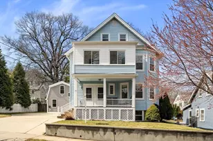 37 Fountain Rd, Arlington, MA 02476 - Photo 1