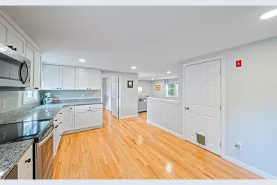 5 Pine Cir, Pembroke, MA 02359 - Photo 7