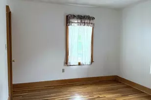 21-23 Rendall Pl, Melrose, MA 02176 - Photo 9