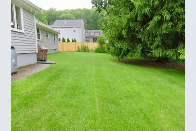 10 Samoset Lane, Waltham, MA 02451 - Photo 17