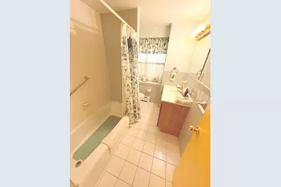 300 Lynn Shore Drive #207, Lynn, MA 01902 - Photo 9